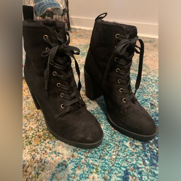 Lace up faux fur lined suede booties - Picture 2 of 4